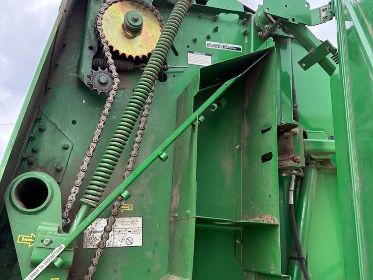 john-deere-469-image-44