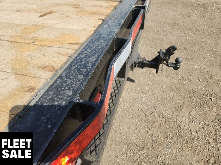 2019-chevrolet-silverado-3500hd-image-38