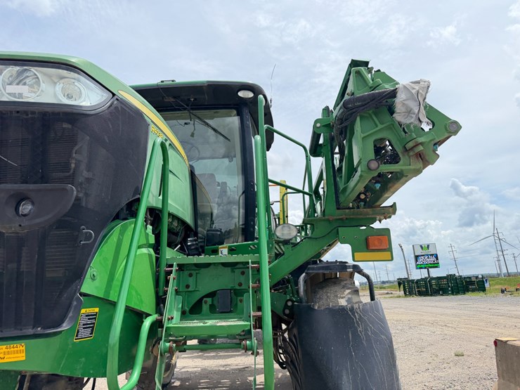 2016-john-deere-r4038-image-46