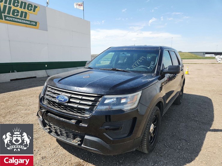 2019-ford-explorer-image-1