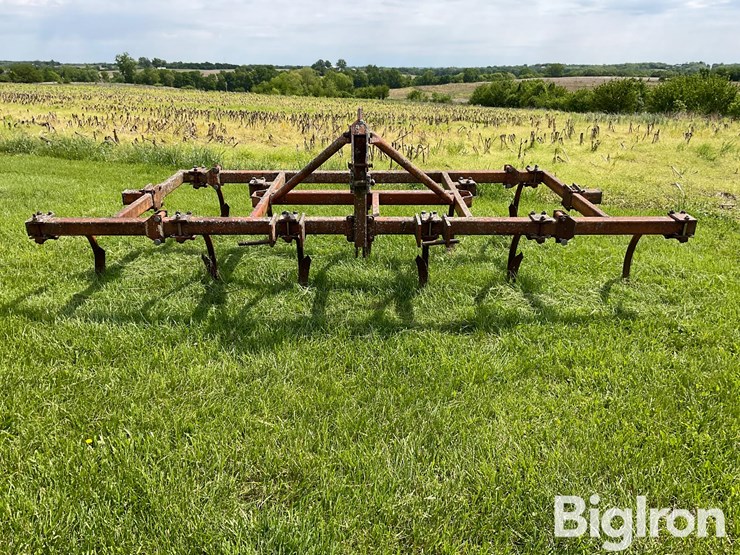 chisel-plow-image-2