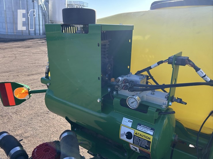 2023-john-deere-db90-image-61