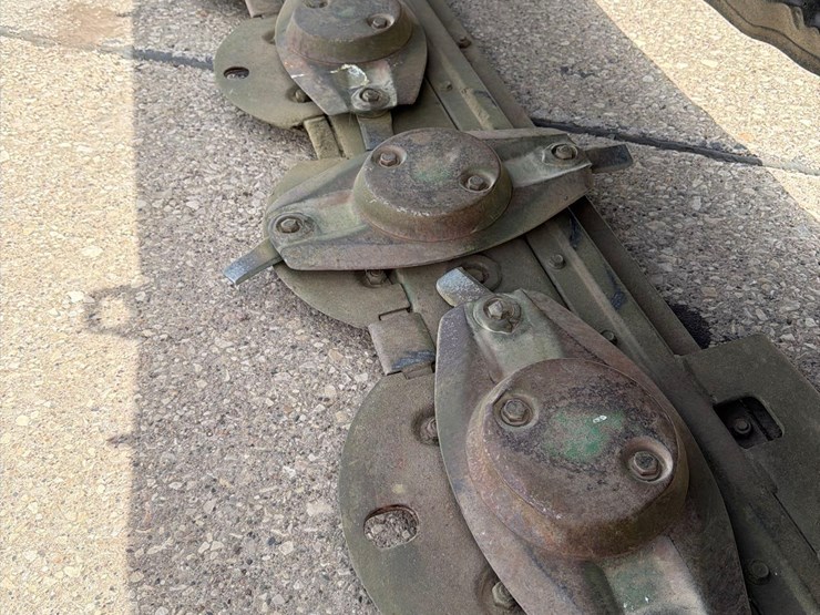 john-deere-265-image-18