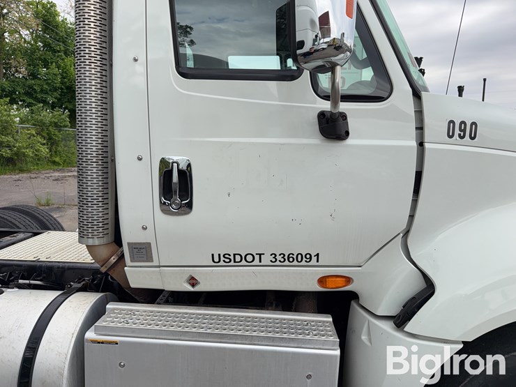 2015-international-prostar-image-16
