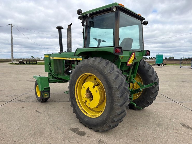 john-deere-4430-image-6