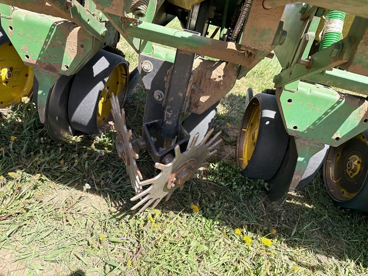 john-deere-7000-image-22
