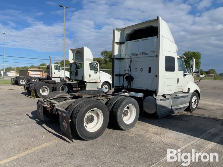 2016-international-prostar-image-5