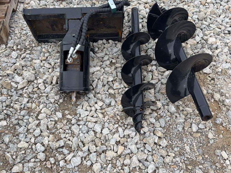 hydraulic-auger-drive-attachment-with-two-augers-image-1