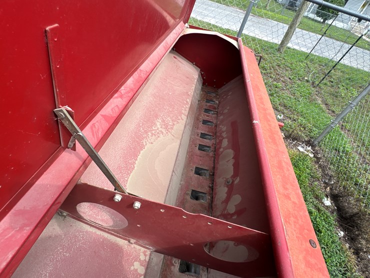 case-5400-mulch-till-3-point-seed-drill-image-6