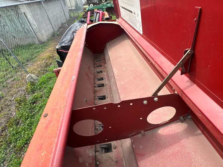 case-5400-mulch-till-3-point-seed-drill-image-4