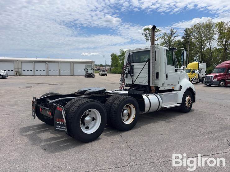 2015-international-prostar-image-5