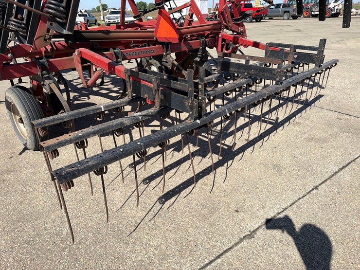 case-ih-4800-image-7