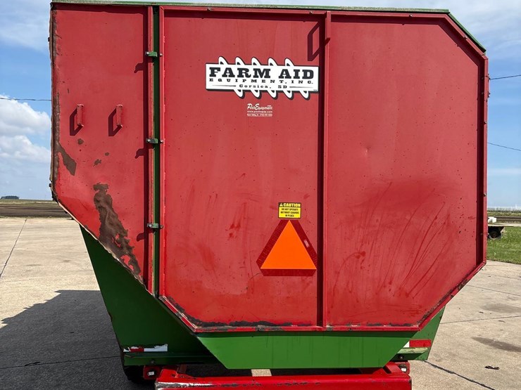farm-aid-560-image-4