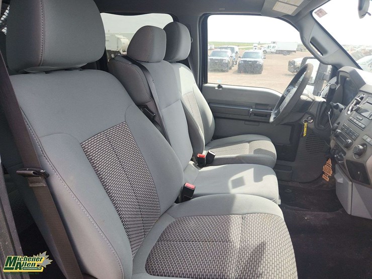 2011-ford-f350-image-18