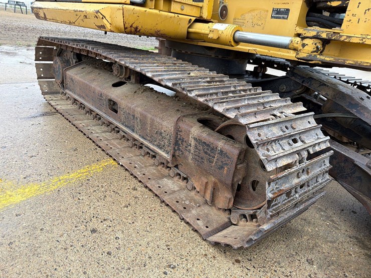 caterpillar-307c-image-33