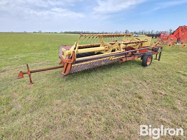 new-holland-495-image-3