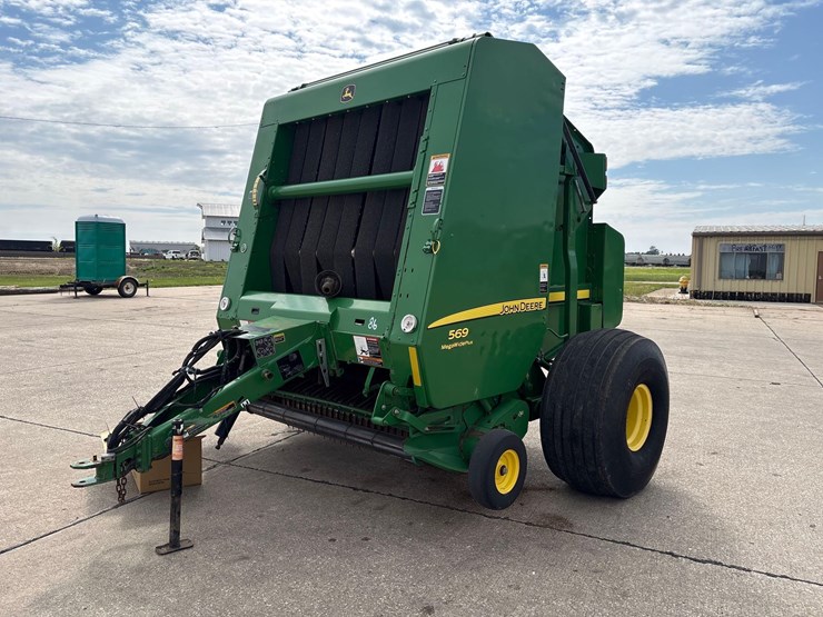 john-deere-569-image-2