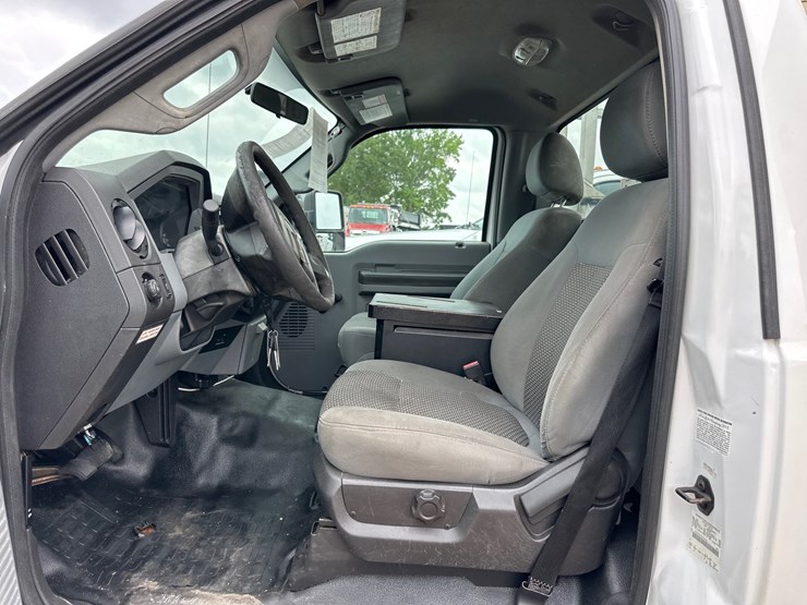2012-ford-f450-image-5