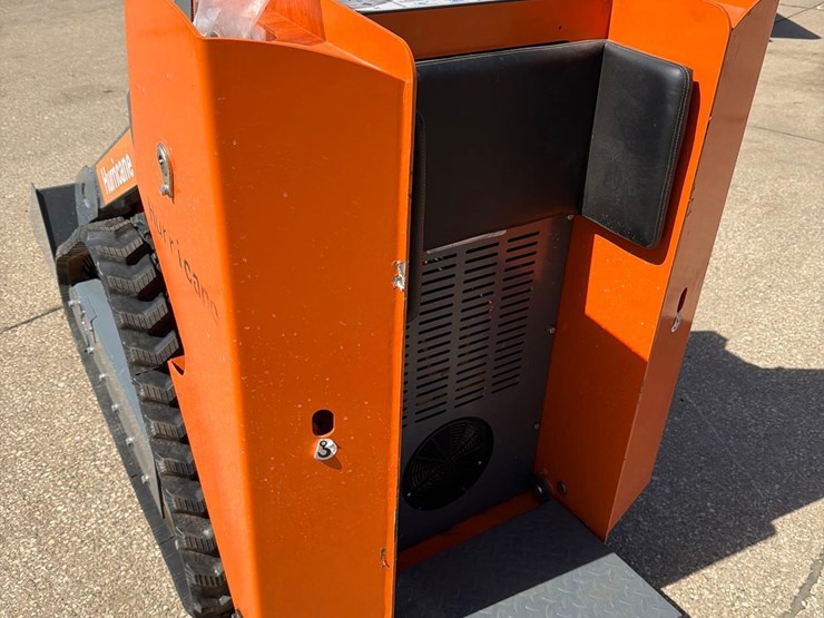 hurricane-stand-behind-skidloader-image-6
