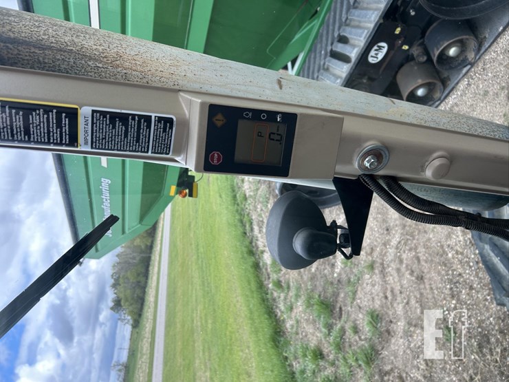 2004-john-deere-8220t-image-61