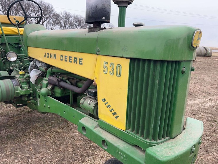 john-deere-530-image-10
