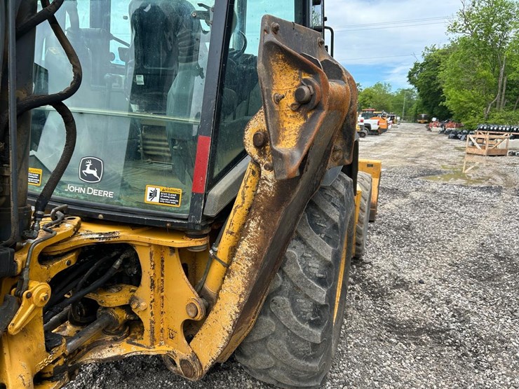deere-310sl-image-13
