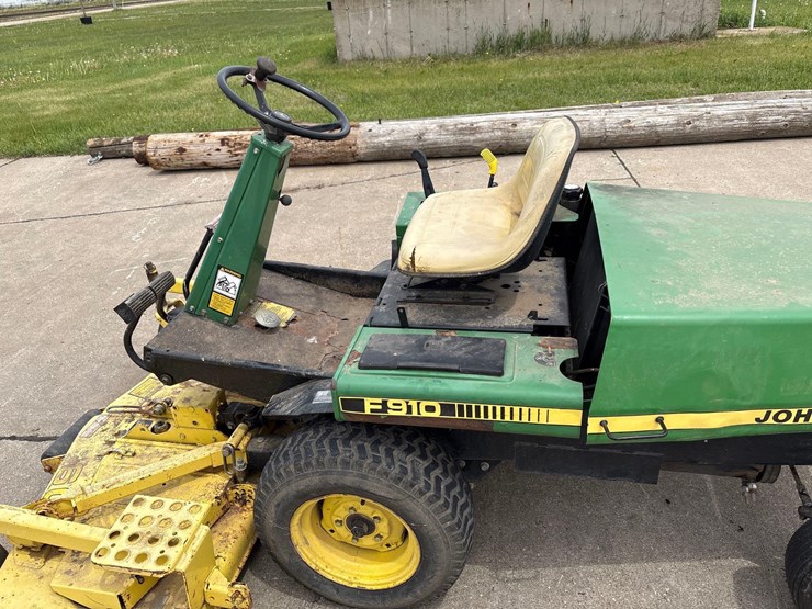 john-deere-f910-image-7
