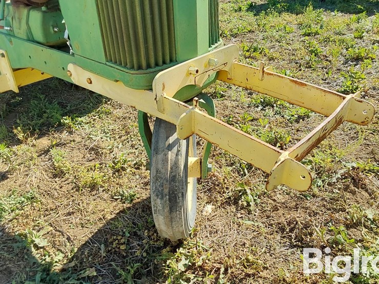 1953-john-deere-60-image-13