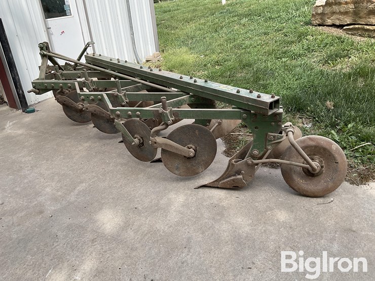 john-deere-125-image-7