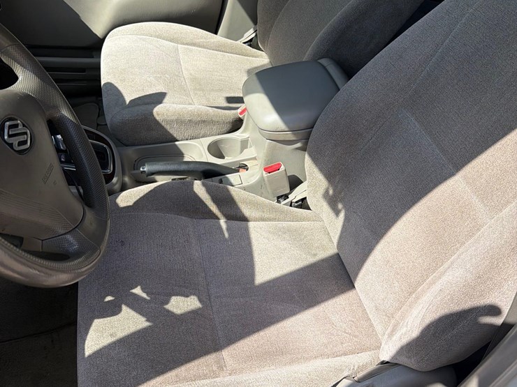2004-suzuki-xl7-image-21