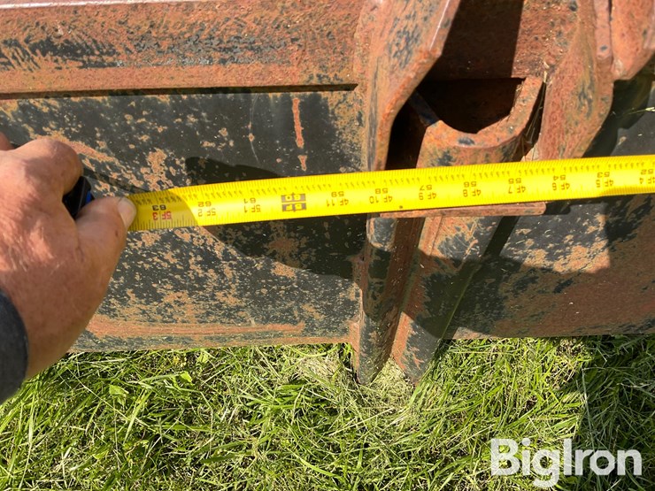 8'-loader-bucket-image-11