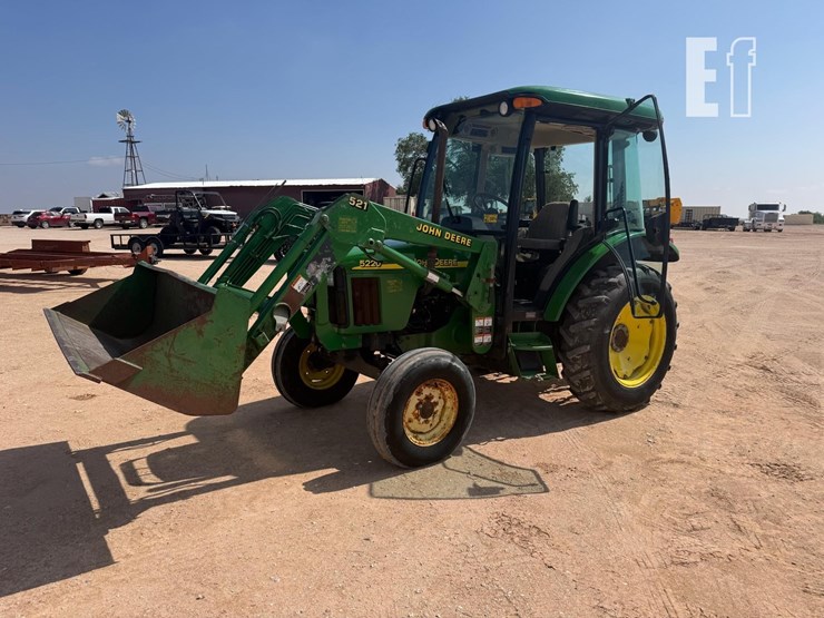 john-deere-5220-image-2