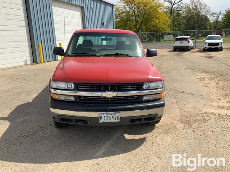 2002-chevrolet-2500-image-2