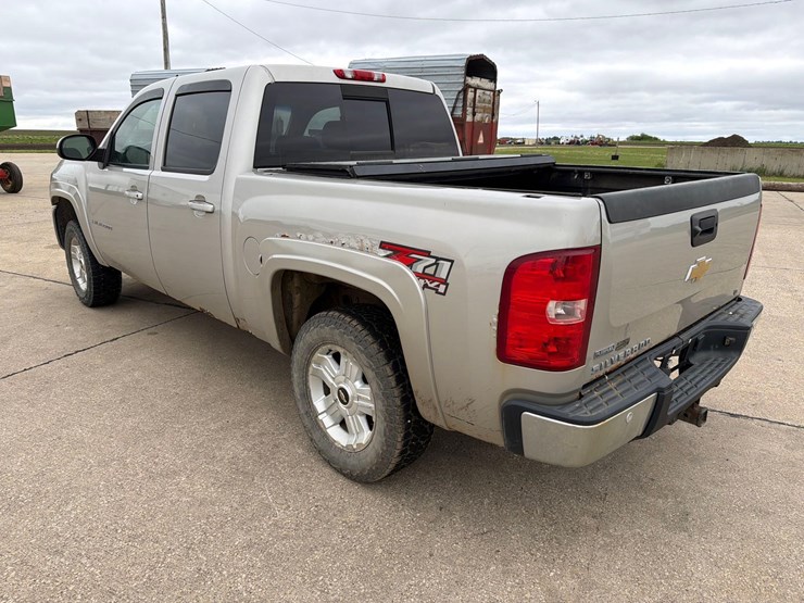 2009-chevrolet-1500-image-5