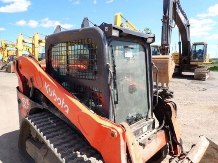 2023-kubota-svl65-2-image-20
