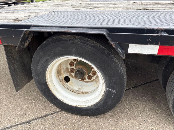 2010-97”-x-36’-pj-trailers-gooseneck-deck-over-trailer-image-35