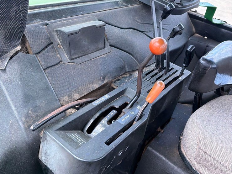 john-deere-4640-image-41
