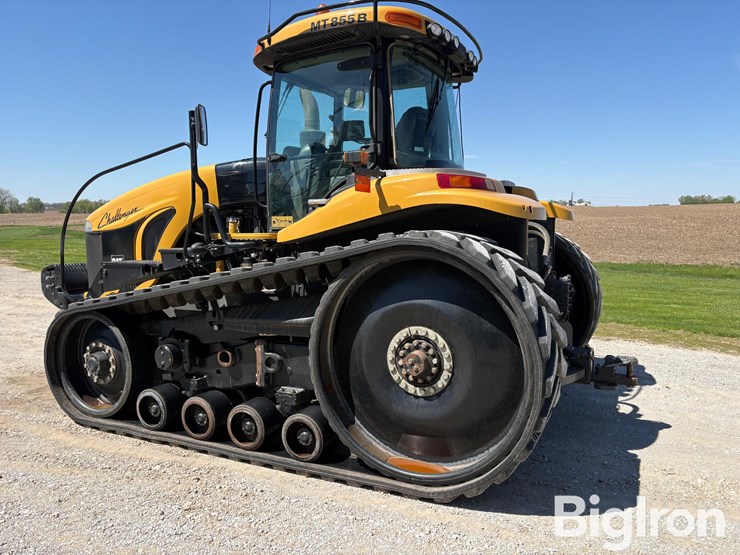 cat-challenger-mt855b-track-tractor-image-7