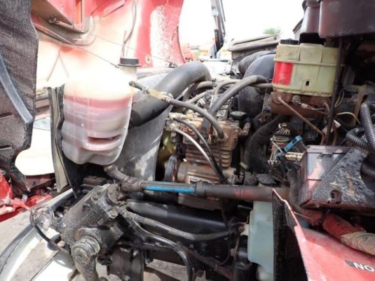 2005-international-durastar-4200-image-26