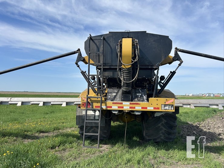 ag-chem-terra-gator-8244-image-10