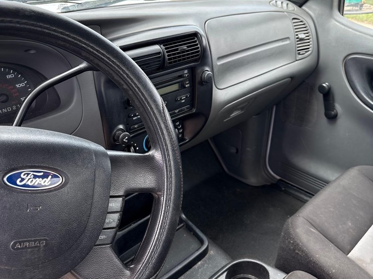 2005-ford-ranger-image-32