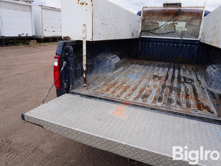 2016-ford-f350-xl-image-11