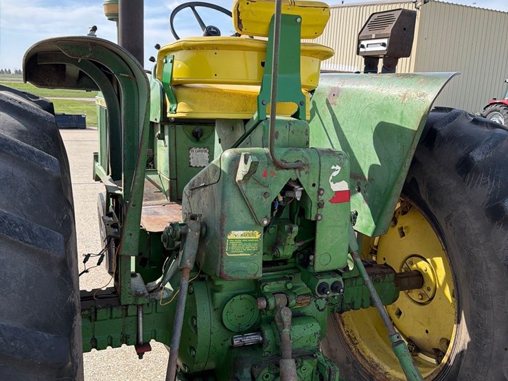 john-deere-4020-image-28