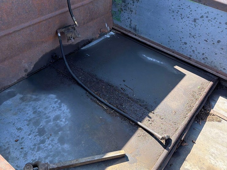john-deere-450-image-24
