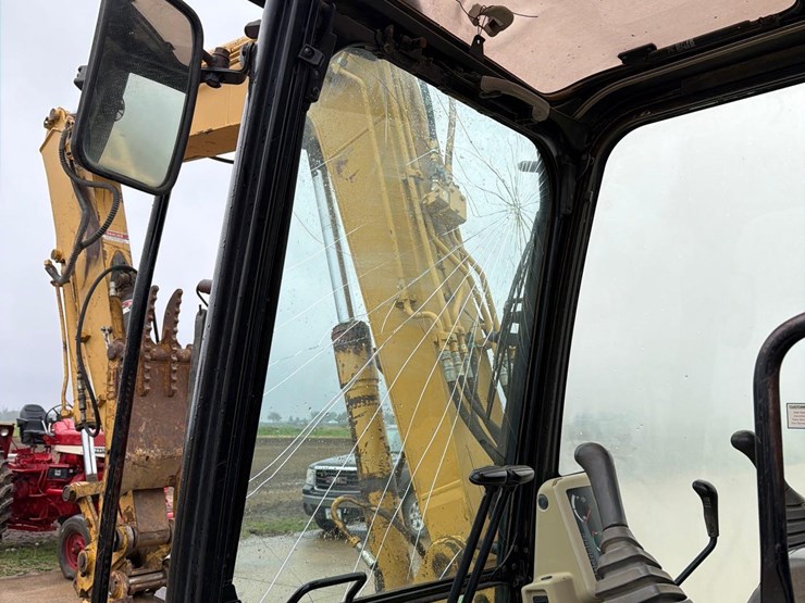 caterpillar-307c-image-50