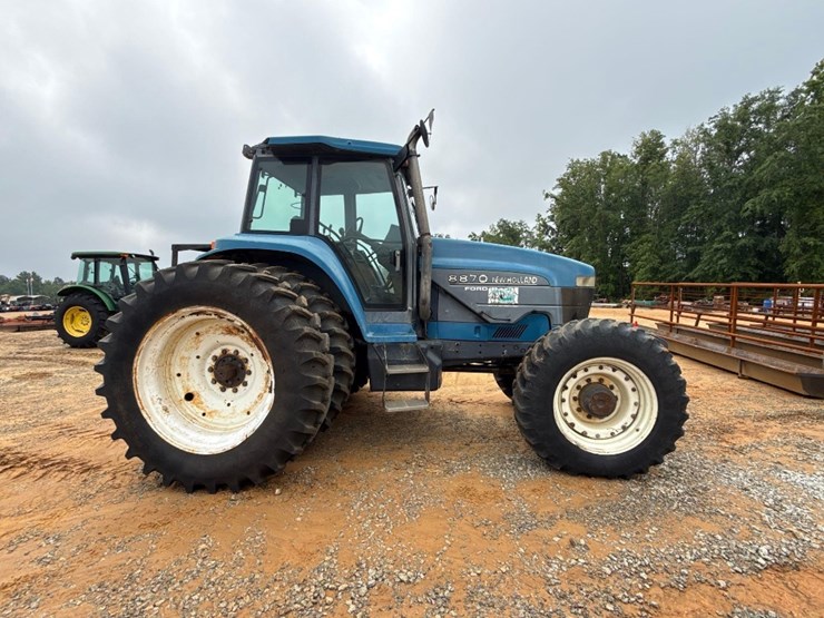 new-holland-8870-image-13