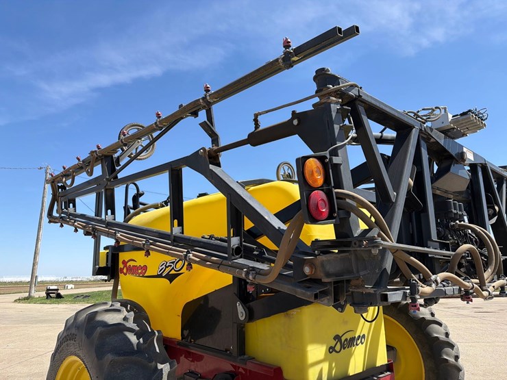 demco-850-image-21