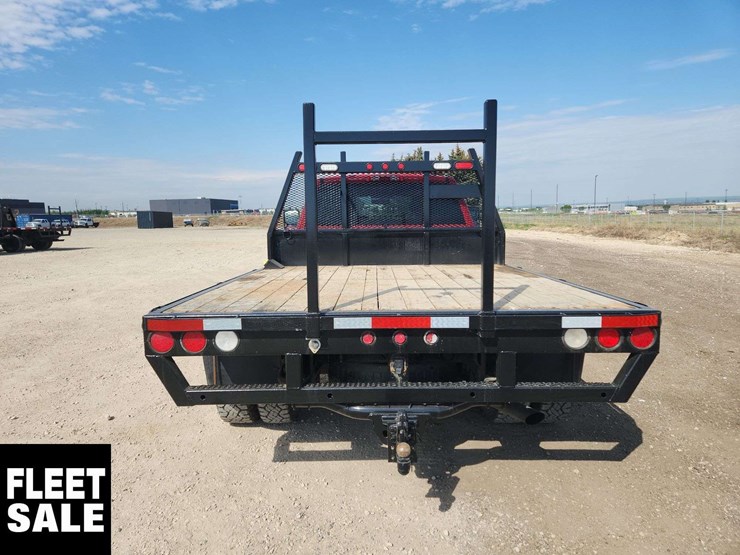 2019-chevrolet-silverado-3500hd-image-22