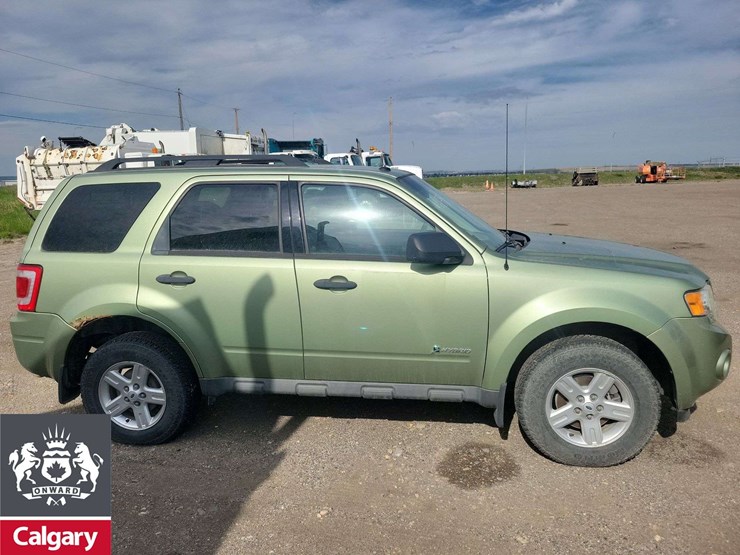 ford-escape-hybrid-image-5