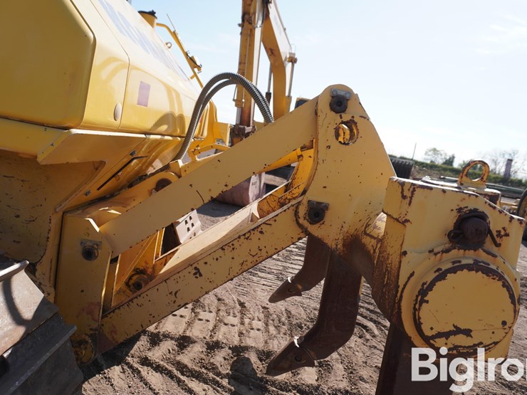 2012-komatsu-d65wx-17-image-15